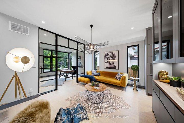 Photo 6 at 1617 Trotwood Avenue, Mineola, Mississauga