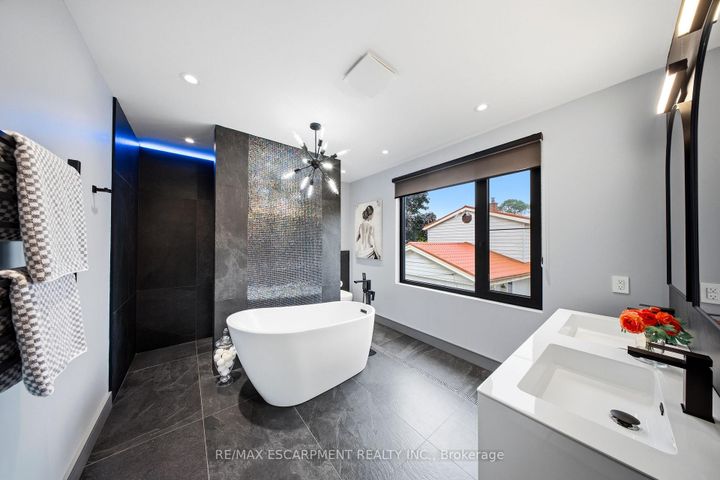 Photo 21 at 1617 Trotwood Avenue, Mineola, Mississauga