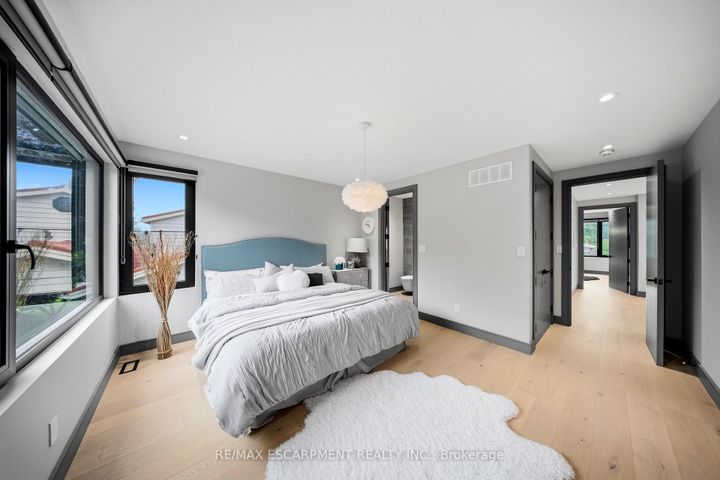 Photo 25 at 1617 Trotwood Avenue, Mineola, Mississauga