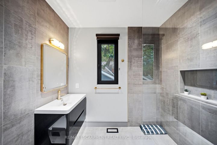 Photo 30 at 1617 Trotwood Avenue, Mineola, Mississauga