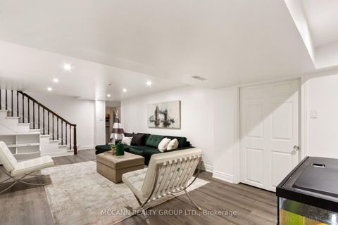 Photo 37 at 27 Strathgowan Crescent, Lawrence Park South, Toronto
