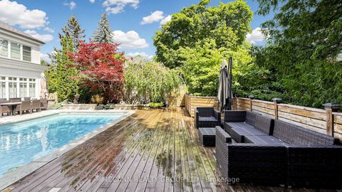 Photo 46 at 27 Strathgowan Crescent, Lawrence Park South, Toronto