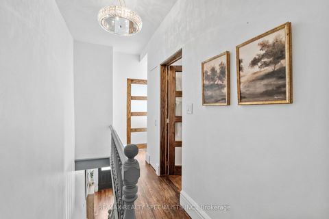 Photo 18 at 418 Ossington Avenue, Bellwoods, Toronto