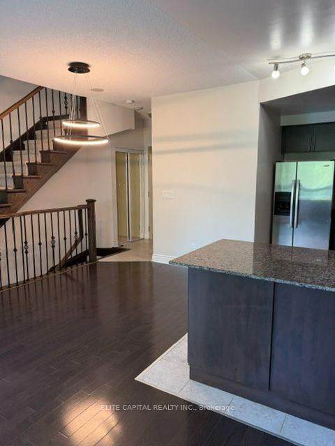 Photo 2 at 203 - 31 Olive Avenue, Willowdale East, Toronto