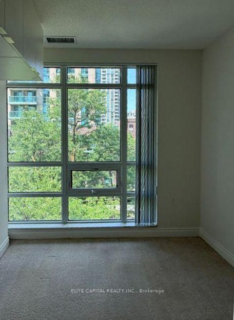 Photo 15 at 203 - 31 Olive Avenue, Willowdale East, Toronto