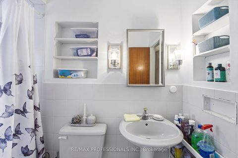Photo 28 at 12 - 48 Three Valleys Drive, Donalda, Toronto