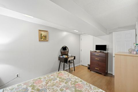Photo 35 at 12 - 48 Three Valleys Drive, Donalda, Toronto