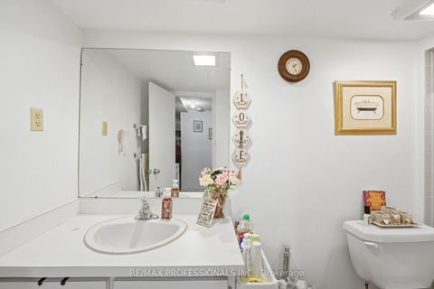 Photo 37 at 12 - 48 Three Valleys Drive, Donalda, Toronto