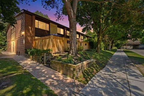 Photo 41 at 12 - 48 Three Valleys Drive, Donalda, Toronto