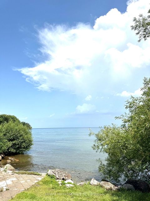 Photo 8 at 14 Barnyard Trail, Shore, Barrie