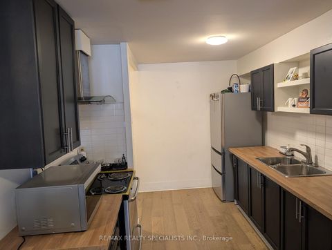 Photo 4 at 113 - 55 Bamburgh Circle, Steeles, Toronto