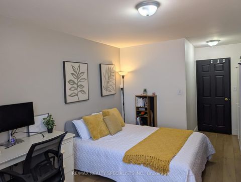 Photo 9 at 113 - 55 Bamburgh Circle, Steeles, Toronto