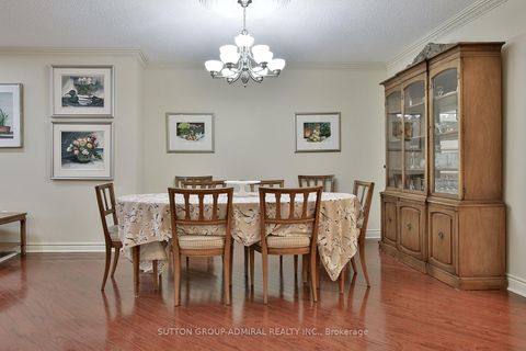Photo 4 at 106 - 333 Clark Avenue W, Yorkhill, Vaughan