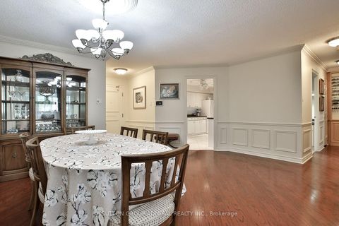 Photo 7 at 106 - 333 Clark Avenue W, Yorkhill, Vaughan