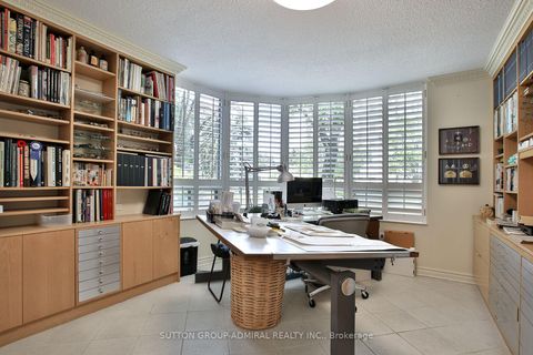Photo 12 at 106 - 333 Clark Avenue W, Yorkhill, Vaughan