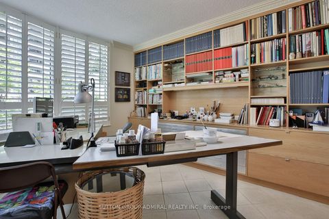 Photo 13 at 106 - 333 Clark Avenue W, Yorkhill, Vaughan