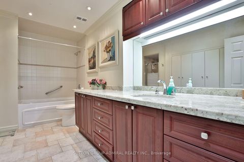Photo 24 at 106 - 333 Clark Avenue W, Yorkhill, Vaughan