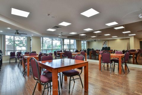 Photo 30 at 106 - 333 Clark Avenue W, Yorkhill, Vaughan
