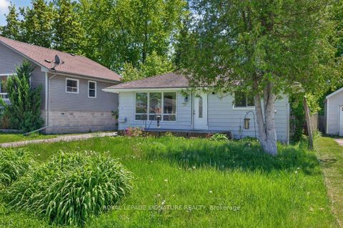 Photo 3 at 339 Tampa Drive, Keswick South, Georgina
