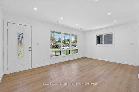 Photo 7 at 339 Tampa Drive, Keswick South, Georgina