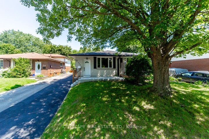 Photo 1 at 322 Fernwood Avenue, O'Neill, Oshawa