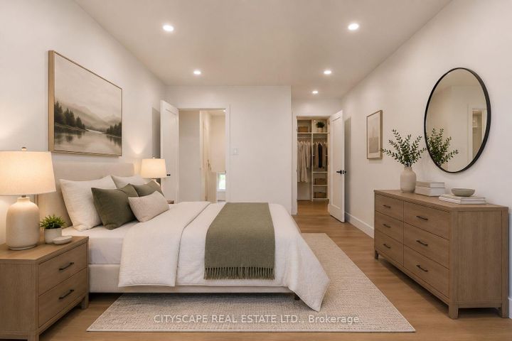 Photo 14 at 322 Fernwood Avenue, O'Neill, Oshawa