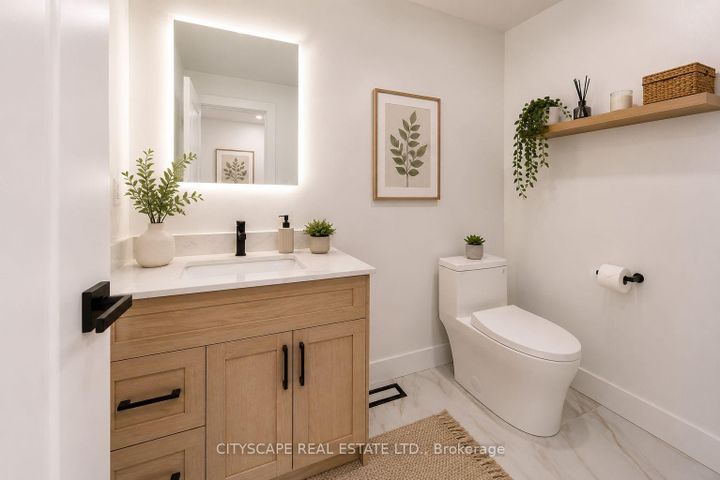 Photo 18 at 322 Fernwood Avenue, O'Neill, Oshawa