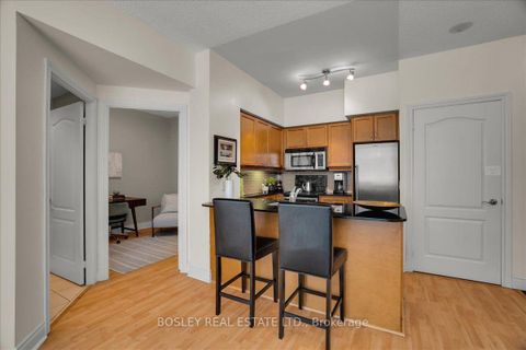 Photo 6 at 1116 - 319 Merton Street, Mount Pleasant West, Toronto