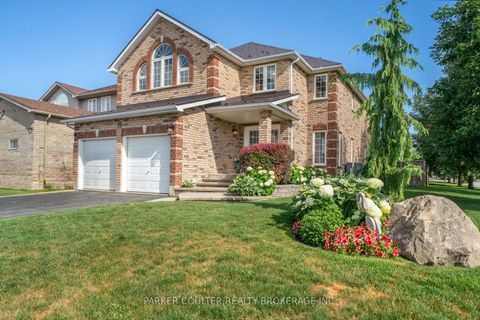 Photo 2 at 71 Balmoral Place, Shore, Barrie