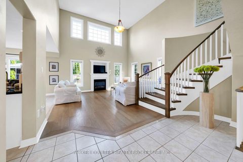 Photo 9 at 71 Balmoral Place, Shore, Barrie