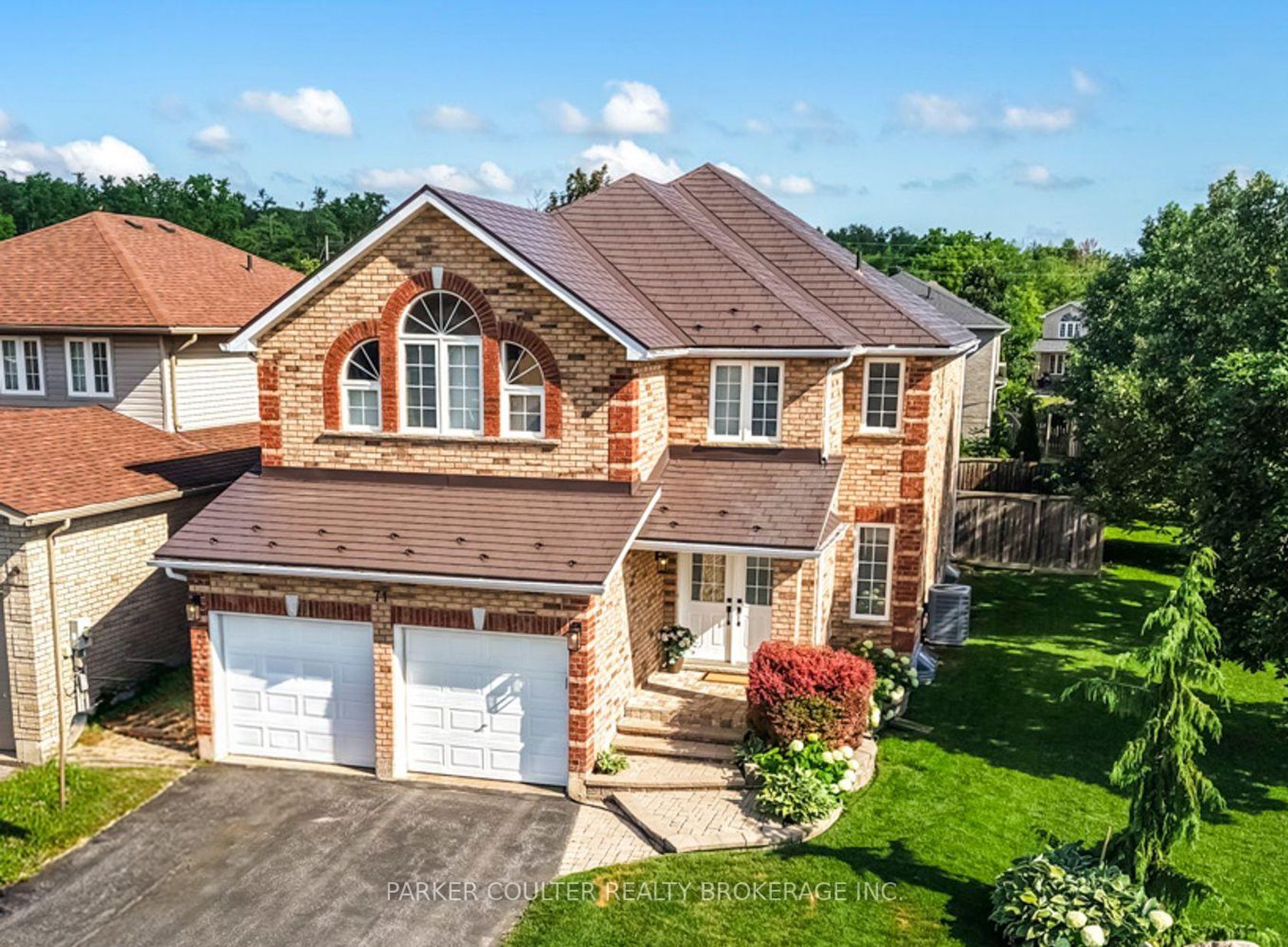 71 Balmoral Place, Shore, Barrie photo number 2