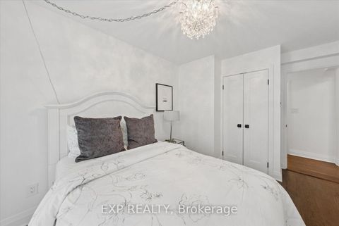 Photo 18 at 408 - 230 King Street E, Moss Park, Toronto