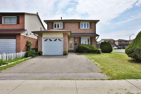 Photo 32 at 56 Cathy Jean Crescent, Jamestown, Toronto