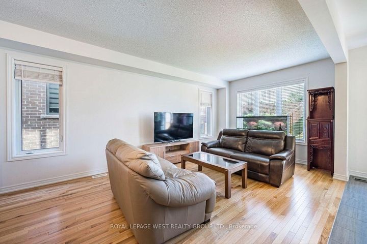 Photo 1 at 1278 Aquarius Trail, Rural Pickering, Pickering