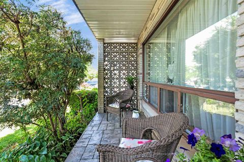 Photo 5 at 65 Orchardcroft Crescent, York University Heights, Toronto