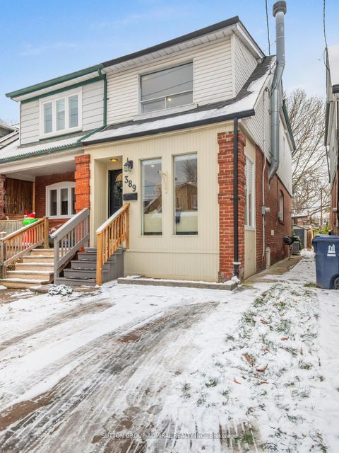 Photo 1 at 389 Davisville Avenue, Mount Pleasant East, Toronto