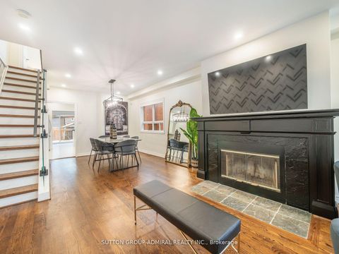Photo 7 at 389 Davisville Avenue, Mount Pleasant East, Toronto