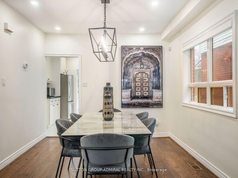 Photo 12 at 389 Davisville Avenue, Mount Pleasant East, Toronto