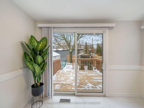 Photo 25 at 389 Davisville Avenue, Mount Pleasant East, Toronto