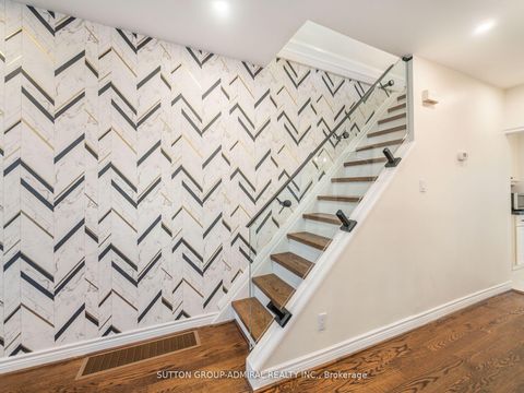 Photo 26 at 389 Davisville Avenue, Mount Pleasant East, Toronto
