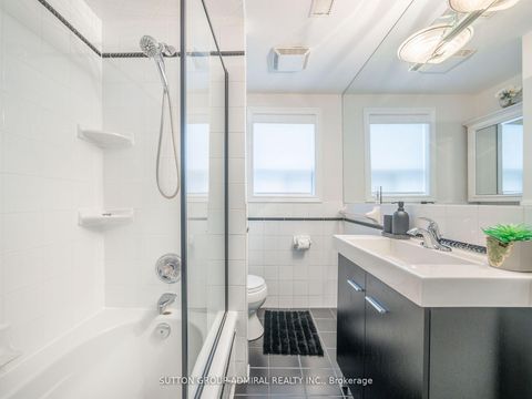 Photo 30 at 389 Davisville Avenue, Mount Pleasant East, Toronto