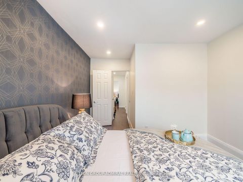 Photo 33 at 389 Davisville Avenue, Mount Pleasant East, Toronto