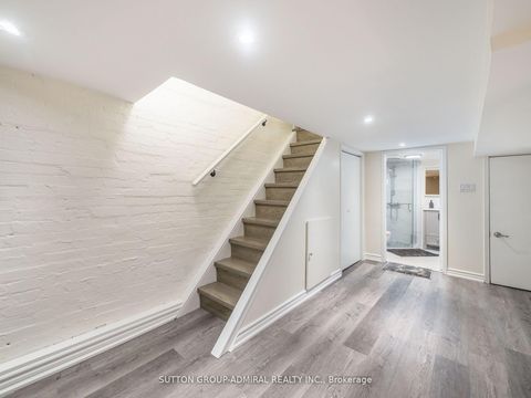 Photo 34 at 389 Davisville Avenue, Mount Pleasant East, Toronto