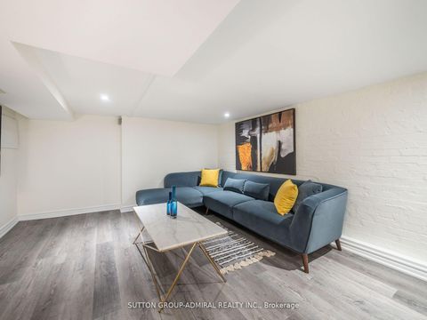 Photo 36 at 389 Davisville Avenue, Mount Pleasant East, Toronto