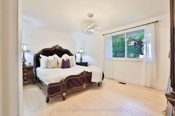 Photo 20 at 625 Sir Richards Road, Erindale, Mississauga