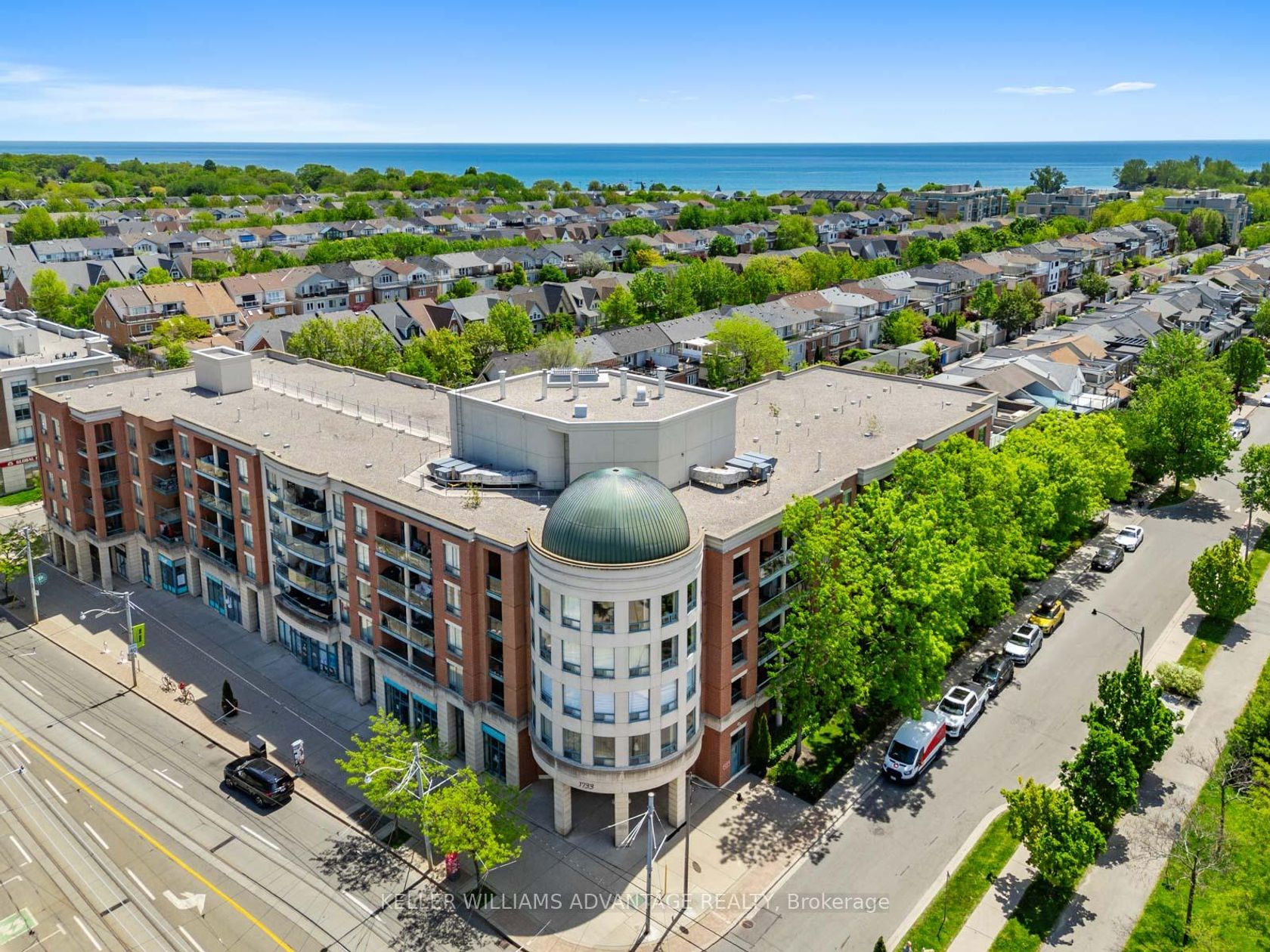 424 - 1733 Queen Street E, The Beaches, Toronto 