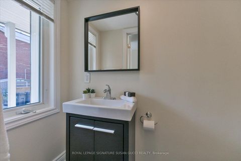 Photo 19 at 918 Greenwood Avenue, Danforth, Toronto