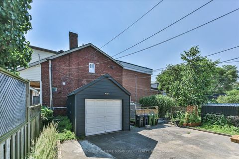 Photo 38 at 918 Greenwood Avenue, Danforth, Toronto