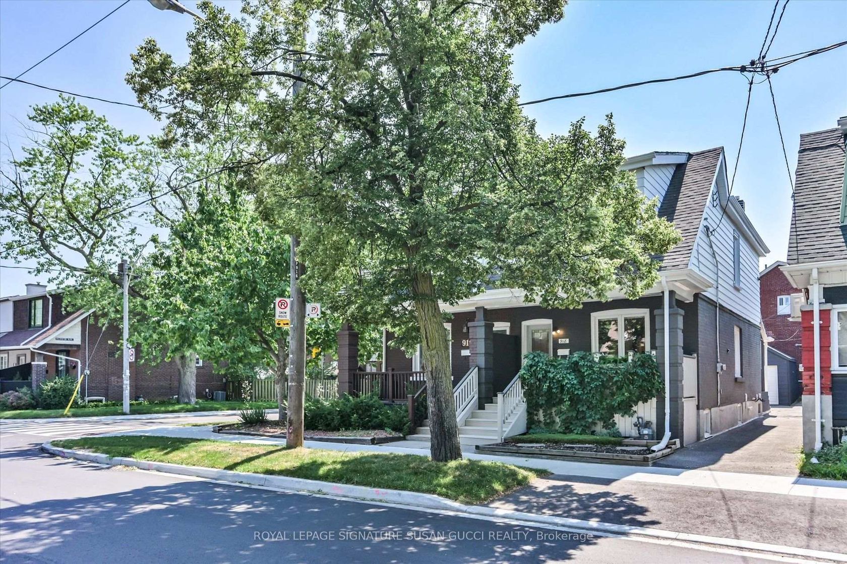 918 Greenwood Avenue, Danforth, Toronto 