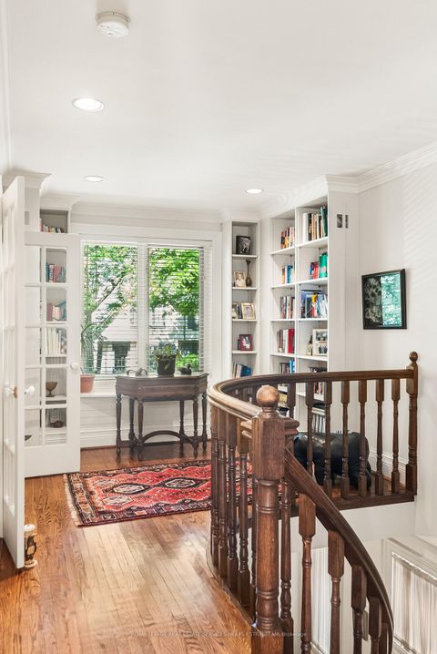 Photo 10 at 9 Inglewood Drive, Moore Park, Toronto